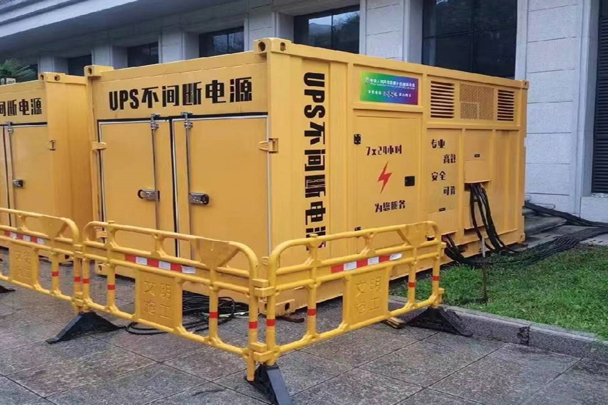 方正发电机租赁施工现场